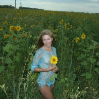 Русские голые девки отдыхают на природе