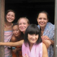 Голые русские девки в бане на даче