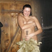 Голые деревенские девушки в бане